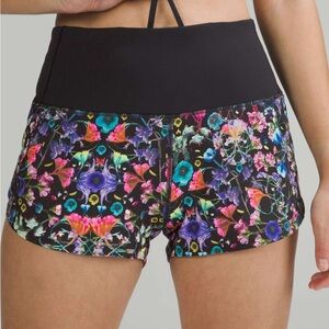 Lululemon speed up high rise Floral Black Women's Shorts